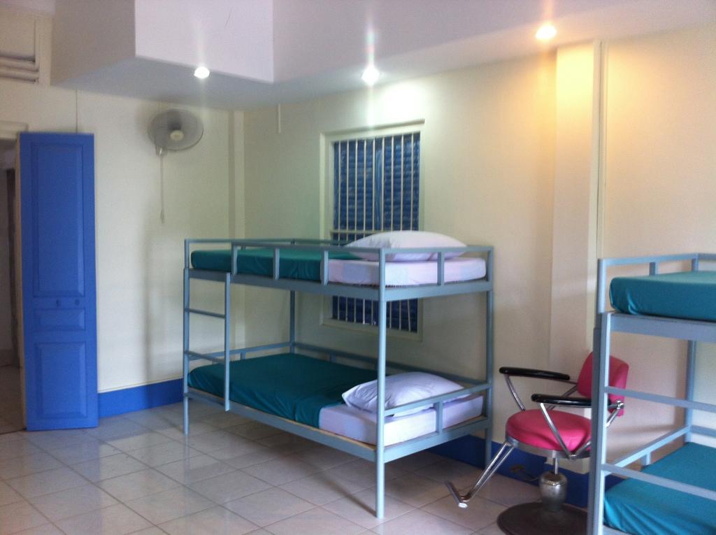 The Living Quarters Hostel 543 Ciudad de Siem Riep Habitación foto