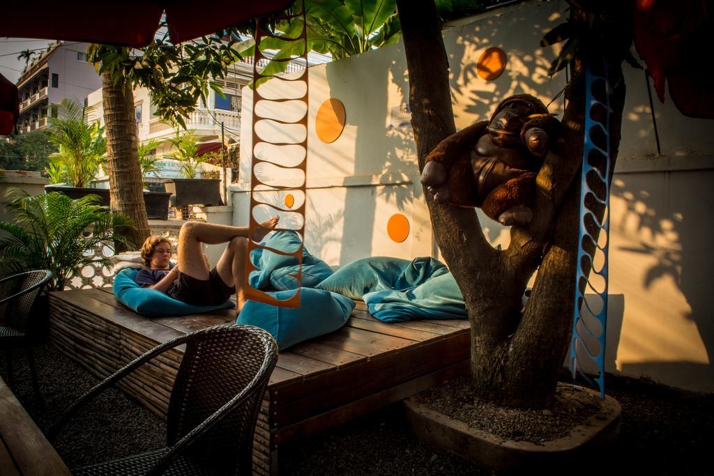 The Living Quarters Hostel 543 Ciudad de Siem Riep Exterior foto