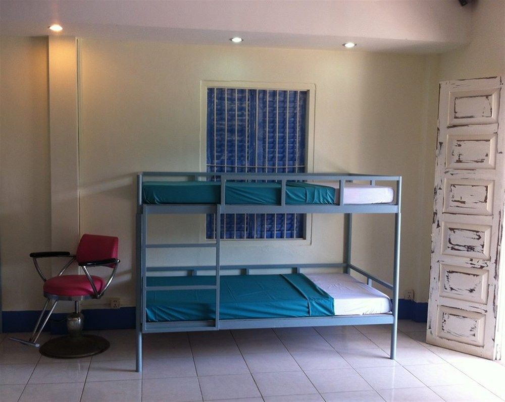 The Living Quarters Hostel 543 Ciudad de Siem Riep Exterior foto